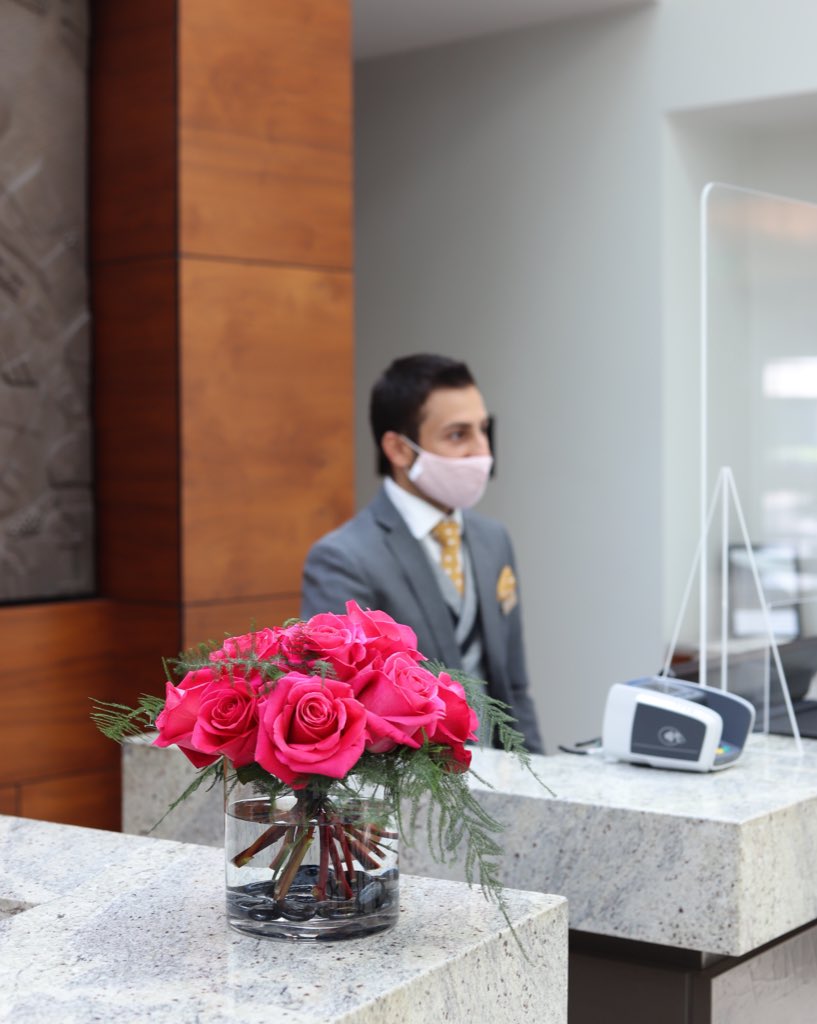 ConradLondonSJ's tweet photo. Happy Friday London! Receptionist Niki is looking forward to welcoming you this weekend #twittervsreality #happyweekend #conradlondonsj https://t.co/oRsw0gP4aU