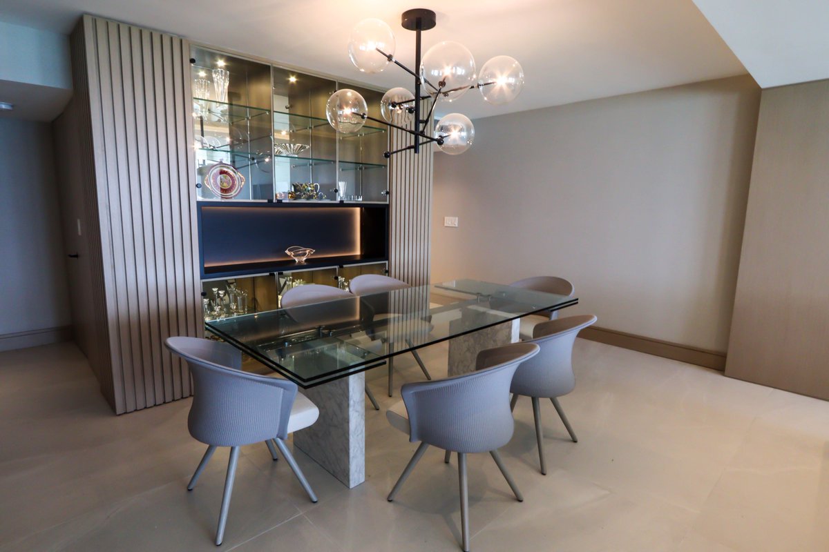 DavilaWoodwork's tweet photo. This beautiful Surfside apartment was crafted featuring Tabu Wood panels and custom decorative columns. Whether it’s looking at the ocean view or doing some light reading in the office, this space will surely take your breath away.

#davilawoodwork #customwoodworks #woodworker https://t.co/XLK1ymd7yn