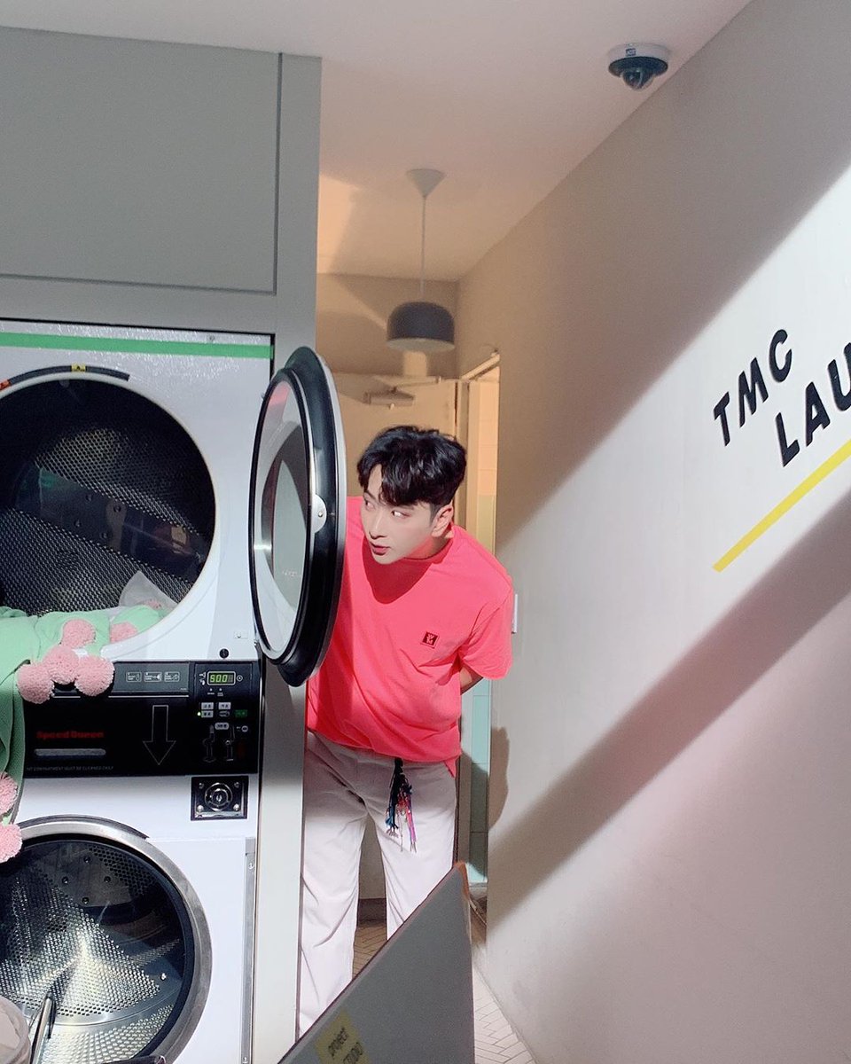 chansungarchive's tweet photo. https://t.co/mKhBBA8U7h