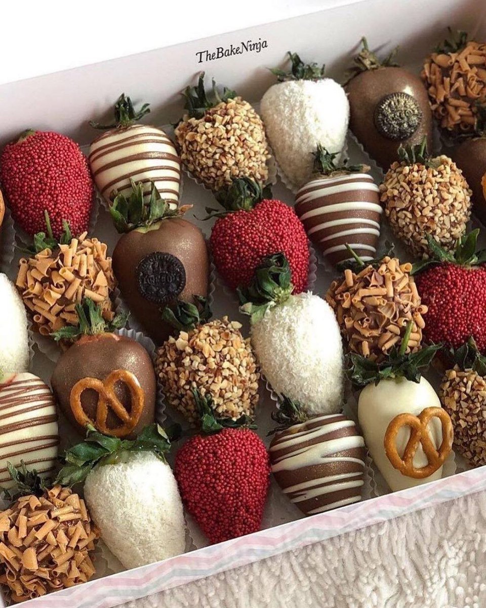 BridalFantasy's tweet photo. Almost too pretty to eat 🍓

Source @weddingforward Desserts by @thebakeninja
#bridalfantasy #bridalfantasymagazine #bfbride #yycwedding #yegwedding #calgarybride #edmontonbride #albertabride #weddinginspo #weddingplanning #weddingstyle #gettingmarried2020 https://t.co/1DgBq8MTFq