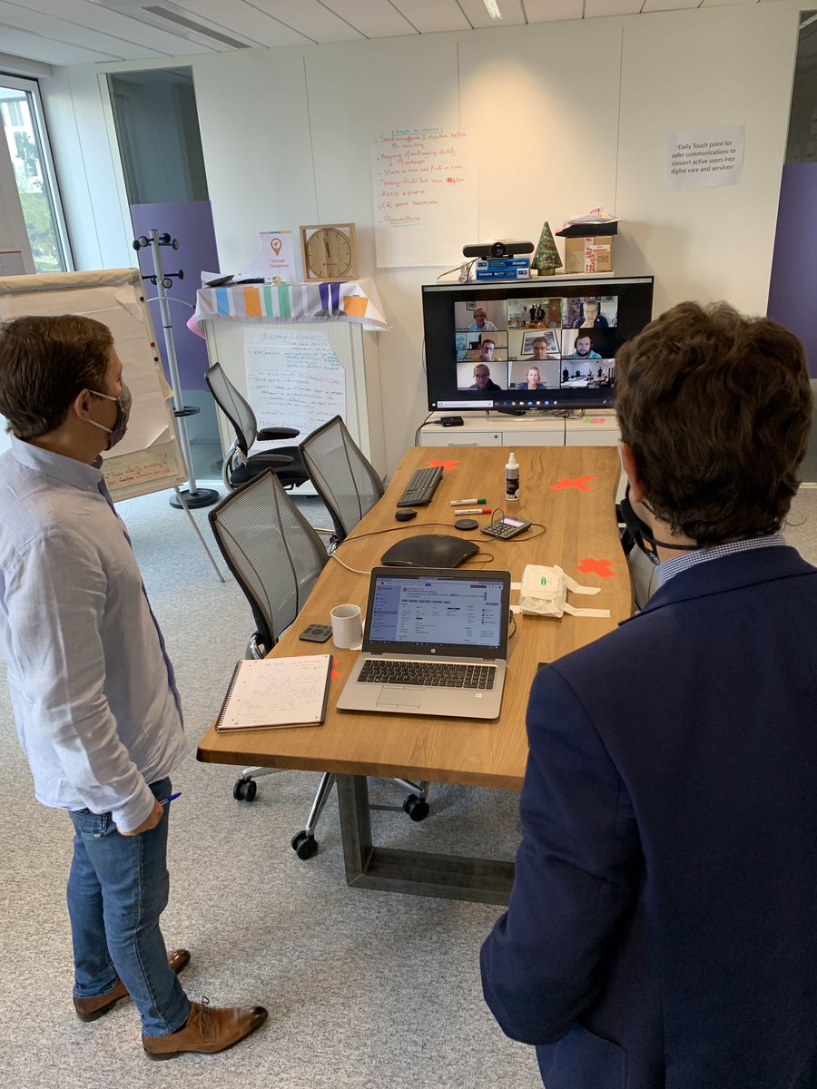 MichaelTrabbia's tweet photo. Échanges passionnants avec les équipes, en physique comme à distance 👍

#ORAN #OrangeTéléphone #LiveObject #MaisonConnectée #OrangeMoney #SAFe #DevOps

#WeMakeInnovation 🚀
#ProudToBeOrange 🧡 https://t.co/rtrO16cV76