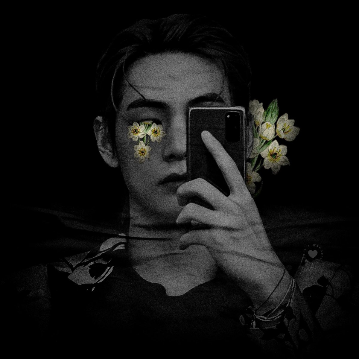 monevorte's tweet photo. ㅤ

       ㅤall my flowers are blooming for you.

       ㅤ https://t.co/LGNIqYSfLL