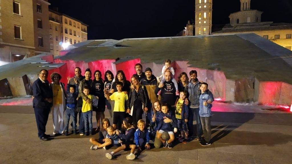 DPPSpain's tweet photo. #ZARAGOZA!!
Un año más nuestros "maños" se unen a la iniciativa del alumbrado y por ello el #rojo el próximo #7deSeptiembre con motivo del #DíaMundialPorLaConcienciaciónDuchenne.
Iluminan la Fuente de la Hispanidad de la Plaza del Pilar y la Fuente de la Plaza España 
#WDAD2020 https://t.co/WUE06dcZt1