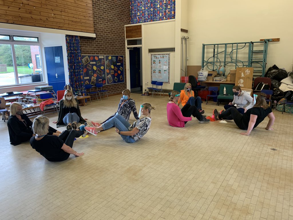 realPE_Annie's tweet photo. John of Gaunt staff loved the theme based stories for EYFS & Keystage 1, they certainly challenged themselves applying their Monkey Seated Balance skills in our Exchanging Objects Game 🔥🔥🙌🏼 Lots of Social skills celebrated too by staff 👌🏼👏👍🏻✋🏾 #realPE #Jasmine #multiability https://t.co/4mHWgYWjhg