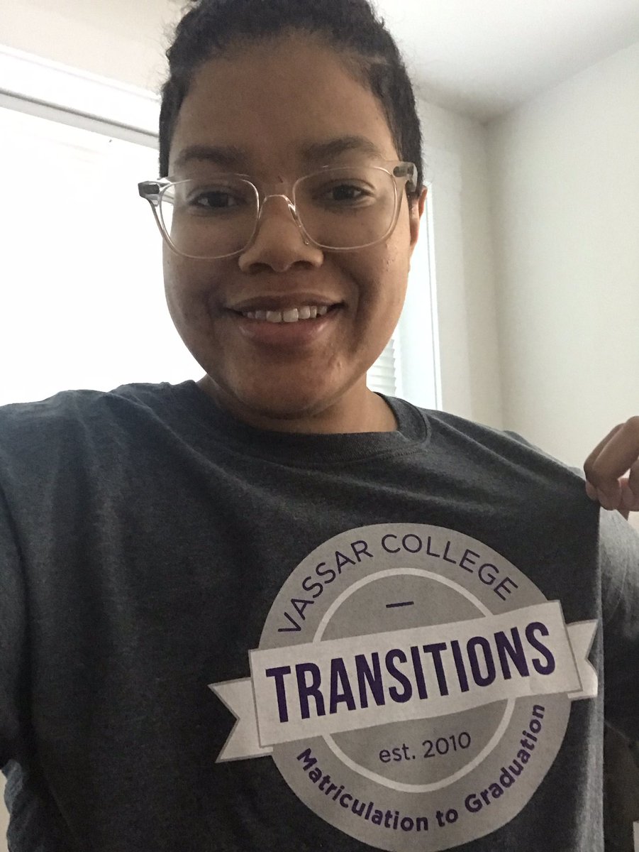 #VassarGearFriday with our new #VCtransitions shirt. The back says YOU BELONG HERE...in all caps because we mean it! #FGLI