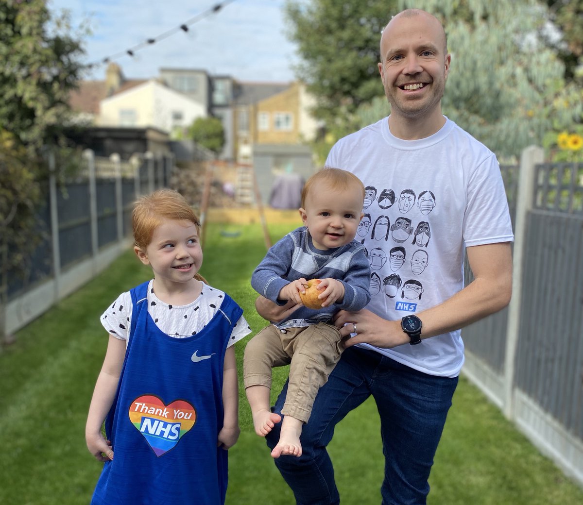 NHSCharities's tweet photo. Thank you to Paul who has been training hard to complete his 20th marathon. He'll be running 26.2 miles on September 13 whilst raising funds for our appeal. Thank you Paul, and good luck! 🏃🌈 @paulwoodmansey
#ThankYou #FundraiserFriday
https://t.co/ZTIRbWjtAi https://t.co/FbxwcaMWEz