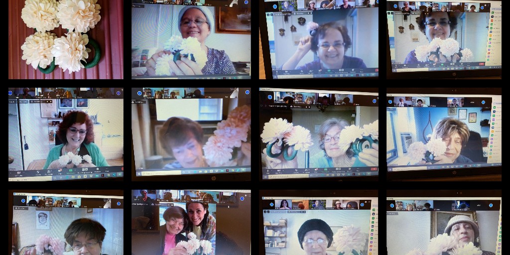 NYCAging's tweet photo. During #NationalSeniorCenterMonth, senior centers are helping older NYers #stayconnected!

Moriah Senior Center delivered craft kits to members' homes for their springtime craft class. The end result? A set of four floral napkin rings to brighten any table! 🌷 #VirtualVibe https://t.co/WVQhrnDGGt