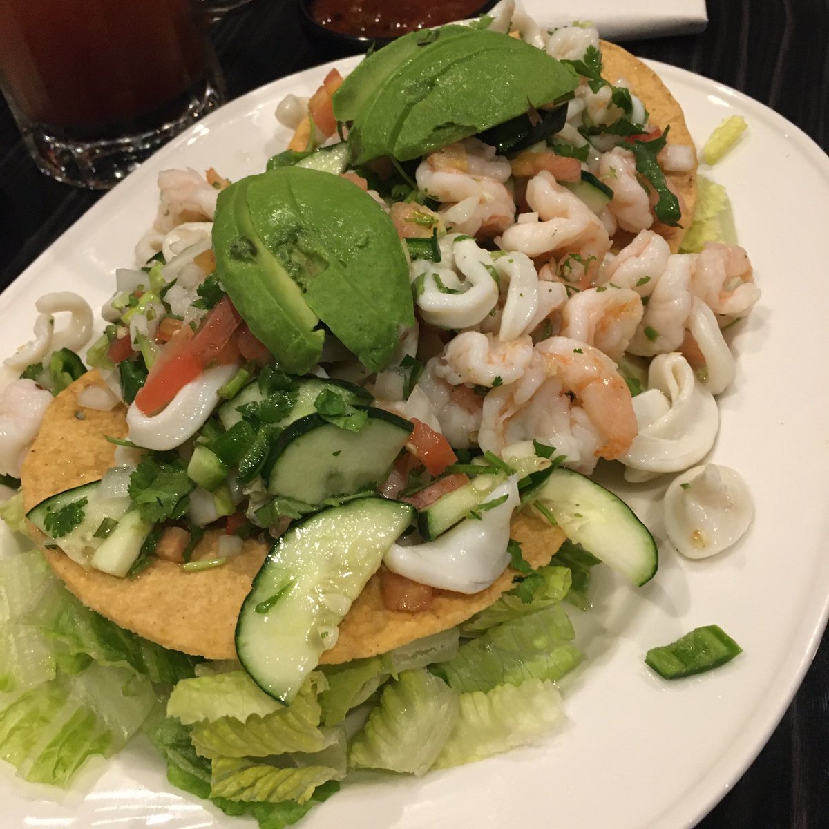 PNWfoodphotog's tweet photo. Enjoyed the best #guacamole in #yakima this week with friends At Fuegos! So outstanding! #Thankful Yakima is starting to reopen safely! #maskuptoopenup https://t.co/J5konDXwwK