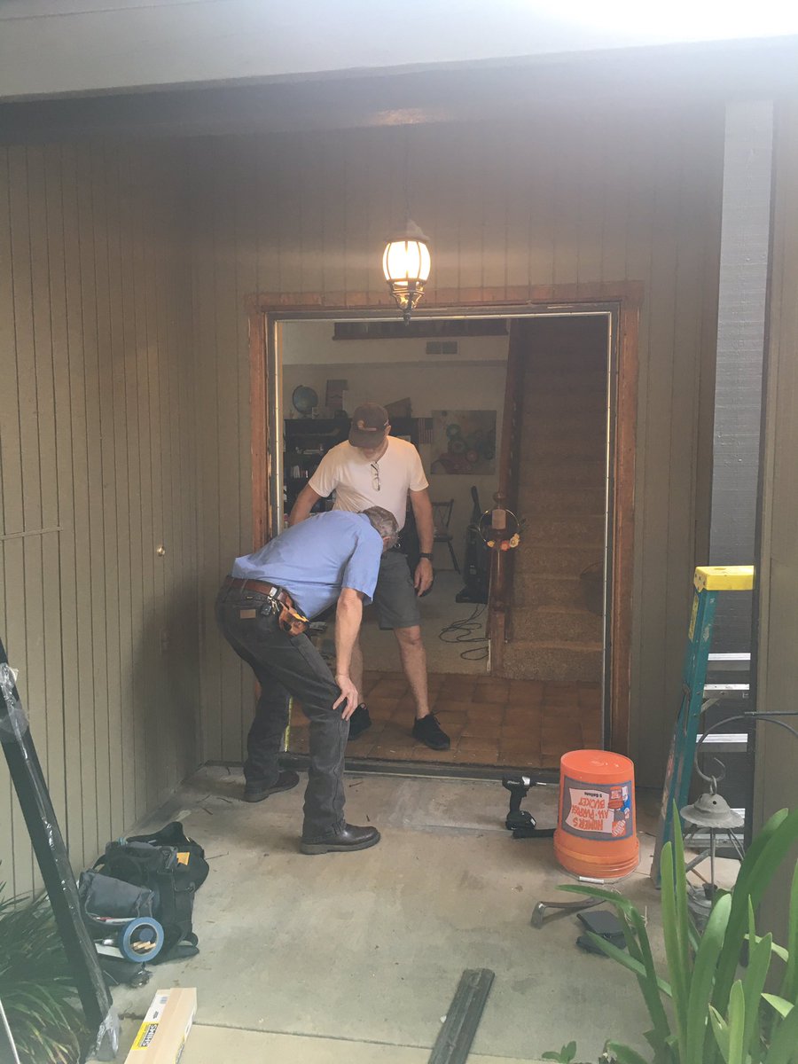 Fawkes32's tweet image. Another project day! (But I don’t have to do the work 👍🏻) Bye doors! #covidprojects