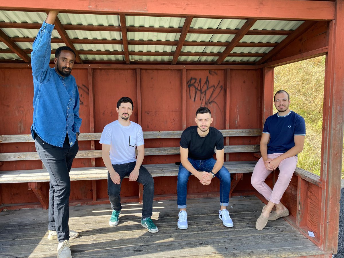 FootballFlows's tweet photo. 4 co-founders, 1 mission: offer a unique investment experience for football enthusiasts by providing the most entertaining football stock market.
►https://t.co/H46b3cCqIt https://t.co/GD0KWTZJJB
