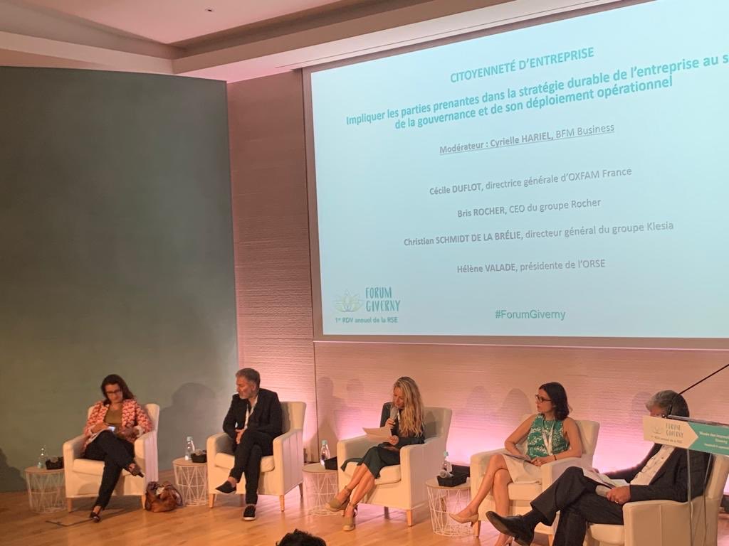 Groupe Rocher (@grouperocher) on Twitter photo 🎤 <a href="/BrisRocher/">Bris Rocher</a> au @ForumGiverny lors de la table-ronde « Citoyenneté d’entreprise » animée par <a href="/CyrielleHariel/">Cyrielle Hariel</a>, aux côtés de <a href="/CecileDuflot/">Cécile Duflot ❄️</a> , <a href="/deLABRELIE/">de LA BRELIE</a> et <a href="/helene_valade/">Hélène Valade</a>
#GroupeRocher #ForumGiverny 🎤 <a href="/BrisRocher/">Bris Rocher</a> au @ForumGiverny lors de la table-ronde « Citoyenneté d’entreprise » animée par <a href="/CyrielleHariel/">Cyrielle Hariel</a>, aux côtés de <a href="/CecileDuflot/">Cécile Duflot ❄️</a> , <a href="/deLABRELIE/">de LA BRELIE</a> et <a href="/helene_valade/">Hélène Valade</a>
#GroupeRocher #ForumGiverny