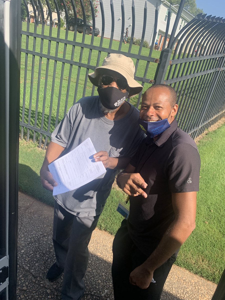 ValueTheirVoice's tweet image. Instructional resource pick-up day for Slater Scholars!!!       Thank you to the families that have picked up resources from our  pick-up locations in the community. @SlaterPBSA @Principal_Kemp