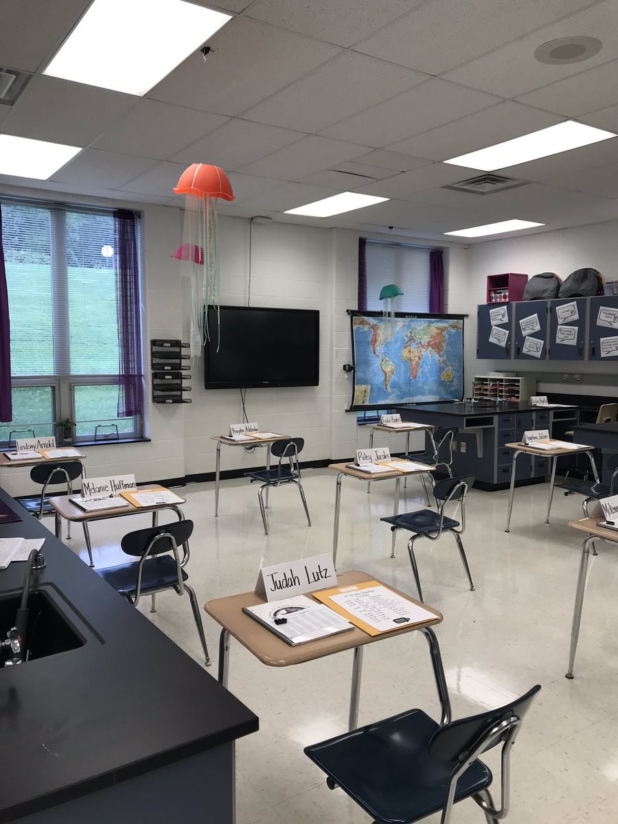 callen6Pscience's tweet photo. Room 115 looks a little different this year, but I’m ready to meet my new group of young scientists. @NMS_PolarBears https://t.co/k9bSN5UZIx