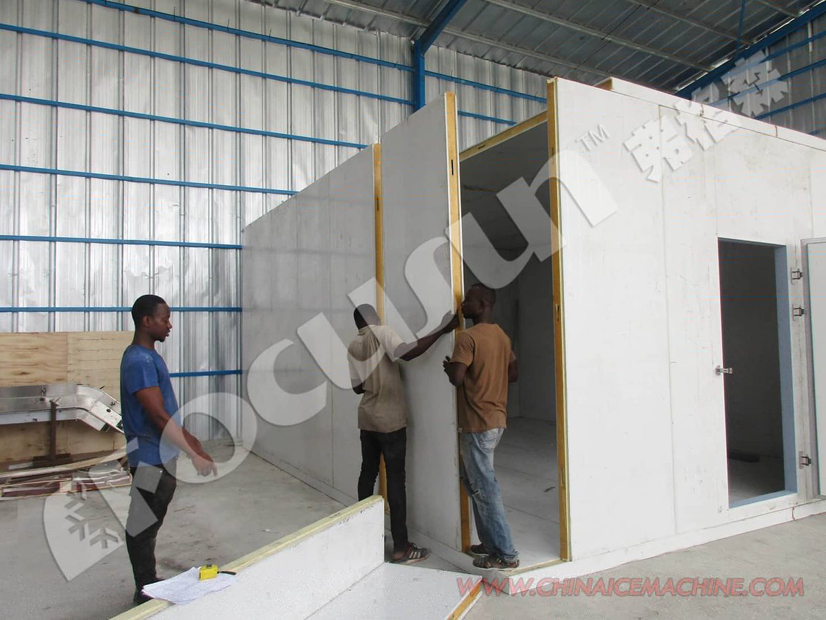 Focusun_Ice's tweet photo. Cold room installation in African countries for #icestorage. We can also provide professional industrial #coldrooms and solar-powered #coldstorage for different kinds of product conservation. Welcome your inquiry by WhatsApp: https://t.co/xIONpDMwqI or enquiry@focusun.com https://t.co/xAiFOQ4Ez4