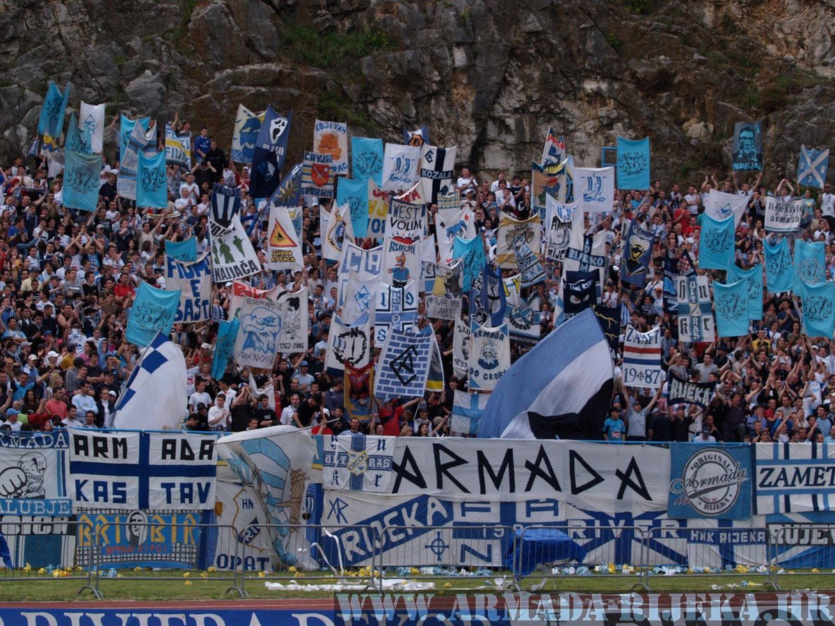 Con un palmarés menos exitoso, el otro club importante del país es el HNK Rijeka, que también tiene una de las mejores canteras del país. Fue el único que le pudo disputar el poderío al Dinamo, ganando la liga en el 2016-17. Antes, tiene dos Copas Yugoslavas entre el 78 y el 79.