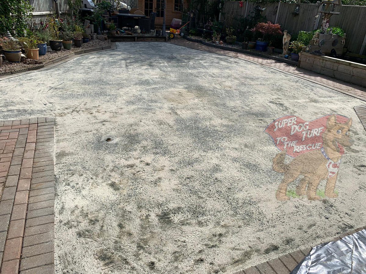SuperDogTurf's tweet photo. Smell Control: Amazing transformation of a tired worn out muddy garden, ready for very happy dogs to use everyday, all year round #SuperDogTurf to the rescue again! https://t.co/DrG3HGUY35 https://t.co/XP51uF33rG