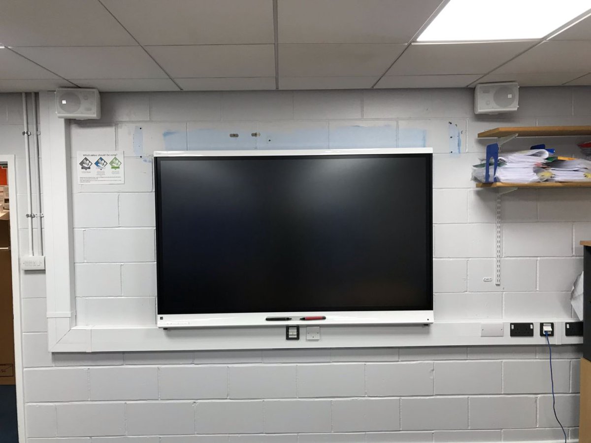PurerSolutions's tweet photo. After a very busy summer its great to hear a customer say "I'm blown away with the quality of the installs".. As always amazing work by one of our installation teams installing 31 x Smart 6275 displays in just 7 days. https://t.co/hpIYe39T5m
