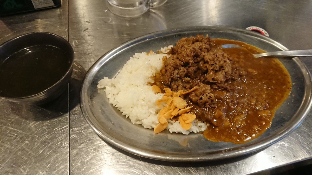 Cathy43623902's tweet photo. #七輪焼肉SASAYA
の、あいがけカ��ー(1200円)。
牛スジカレーに、炭火で焼いた焼き肉がのっていて、もうもうもう！なカレーです。
いっつもカレー売り切れてるから、やっと食べられた♪
プラス料金払っても、あいがけがおすすめ♪
焼肉屋さんのカレー、うまし！

#SASAYA
#sasayaサブスク https://t.co/xrUrfYC94c
