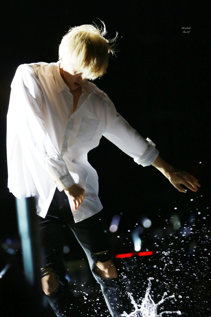 [HQ] 150912 SEHUN cr.鹿笙94
wx1.sinaimg.cn/large/d755089a…
wx1.sinaimg.cn/large/d755089a…
<a href="/weareoneEXO/">EXO</a>