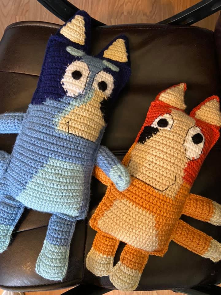 LouberryCrafts's tweet photo. Two important items: 
1) I finally made Bluey's little sister, Bingo! 
2) I have a Labor Day sale running in my shop that end on Monday at midnight!

https://t.co/JqBZW2C2ED

#Bluey #Bingo #crochet #amigurumi https://t.co/V8zpnscvjr