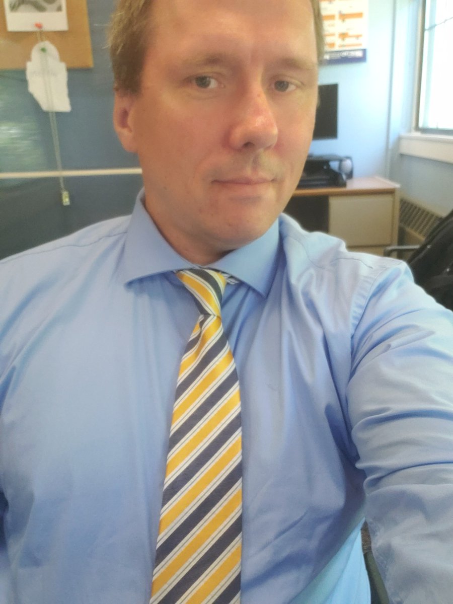 MCLA_Chris's tweet photo. My tie is doing double duty, for @MCLA_EDU and for @GWtweets on #NationalCollegeColorsDay https://t.co/JK8tk7vXqS