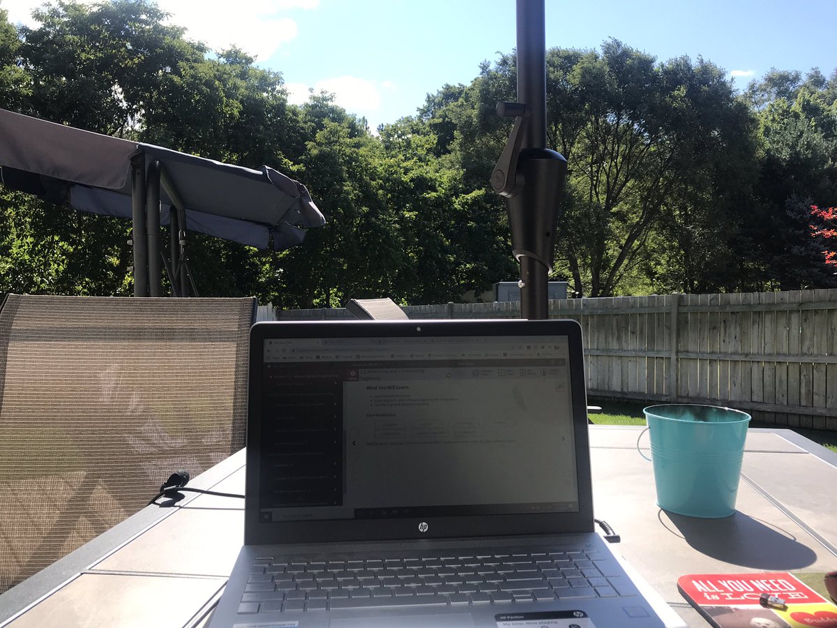 k_klassen11's tweet photo. Moved outside because sun is good for the soul. #teacheroffhours https://t.co/YI99NW9v2e