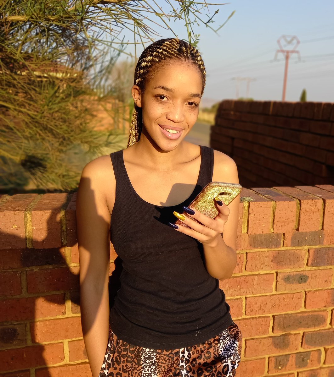 SimplyMahadi's tweet photo. .@CellC is giving away FREE 1GB Anytime Data 📲 when you buy the '1GB AnytimeData & 1GB Nite Data @ R95' on the Cell C app or on 📎 https://t.co/Pu9jq0FSQm #ExtraGigsForLess #1GBFreeCellCData #ConnectYourWay #Affiliated for more info: https://t.co/dnzMK0KlYg https://t.co/USvwWo4MrL