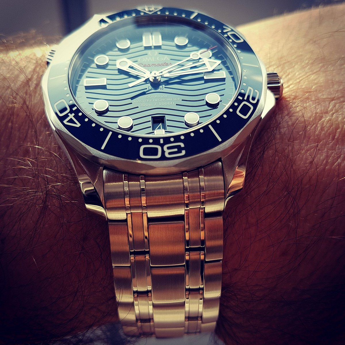 mate_cimarron's tweet photo. #Omega #Seamaster #Professional #Diver300M #CoAxial #Master #Chronometer #Automatic #Chronograph 42 mm 300M  #Caliber 8800 #orologi #Montre #Montres #Watch #watches #luxury #luxurywatches #luxurywatch #timepieces #timepiece #relojesespeciales #moon #reloj #relojes #art #Ω ► https://t.co/Sy4fkpNndH