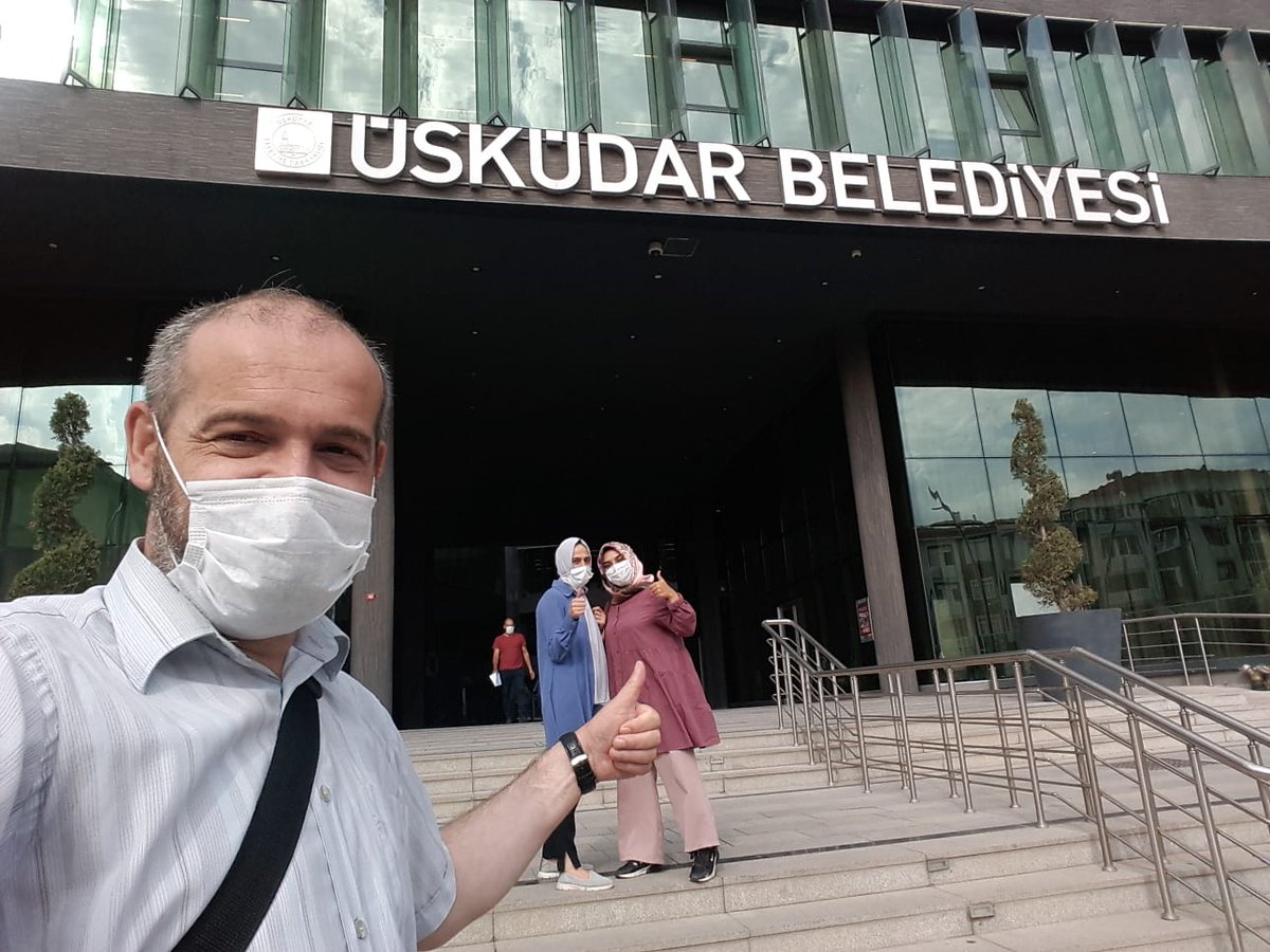 faoguztav's tweet photo. Çok şükür rabbime.Mutluyum.
Bir kardeşimiz daha üniversiteli oldu.
Tebrikler @fatmanurylm
Teşekkürler
@hilmiturkmen34 
@drnevzattarhan 

Herşey Gençleri için.

#Hissedeninsanlar #HilmiTürkmen #NevzatTarhan #��sküdarBelediyesi 
#ÜsküdarÜniversitesi
#iyilervarÜsküdarVar
#iyilervar https://t.co/5ZpZaPvPWd