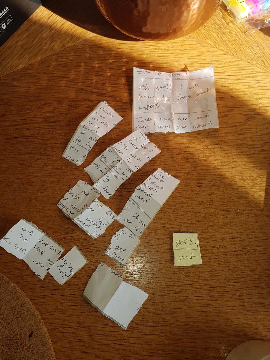 GabieK's tweet photo. What we found when we unpacked an Amazon delivery.  @amazonprimenow https://t.co/lm8IQXrO21