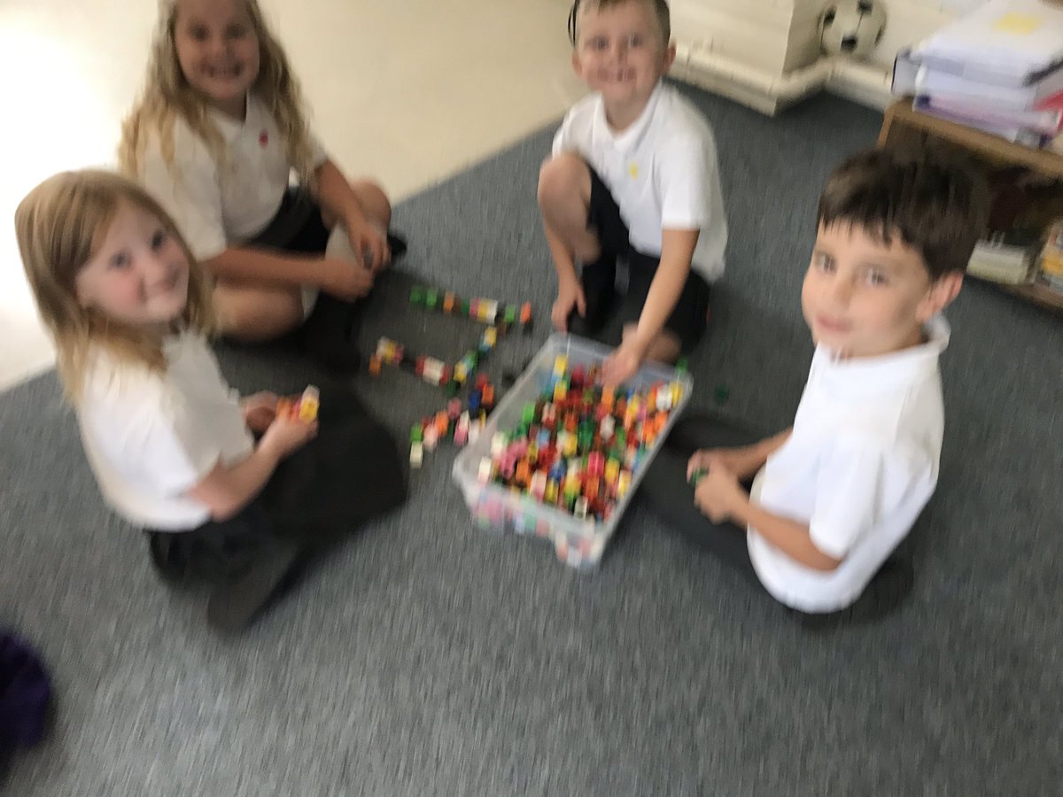 MeithrinYSC's tweet photo. Diolch am ddiwrnod da heddiw eto! #2SW https://t.co/51ockNsH0Z