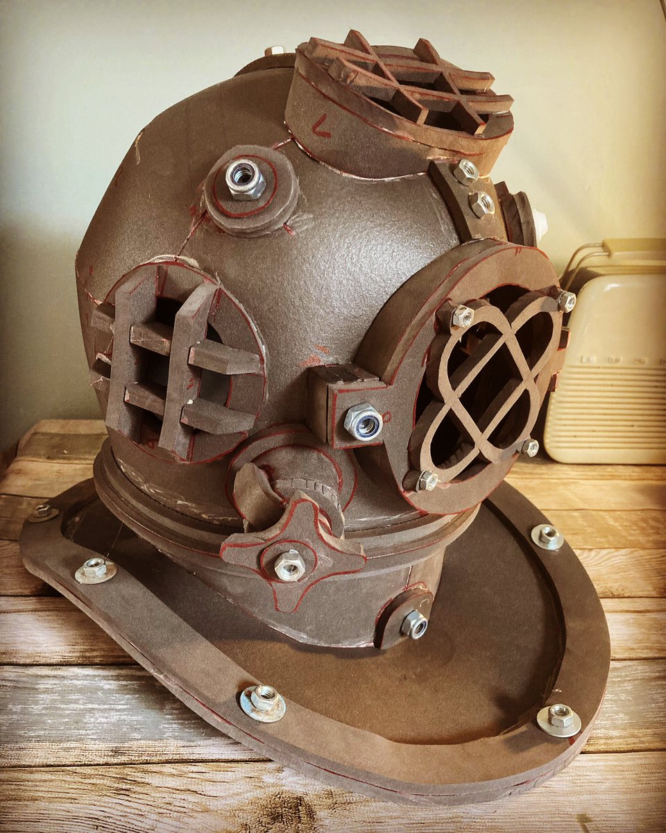 HildredsSCSkeg's tweet photo. So you have a day off and what do you do? Make a diving helmet of course! I had fun today creating this for an event later in the year  #funwithfoam @TheMiniMalpi @InsulationCorp @SkegnessBuzz @visittheseaside @VisitLincsCoast #deepseadiving @NewRiverREIT https://t.co/crlbIIUFD8