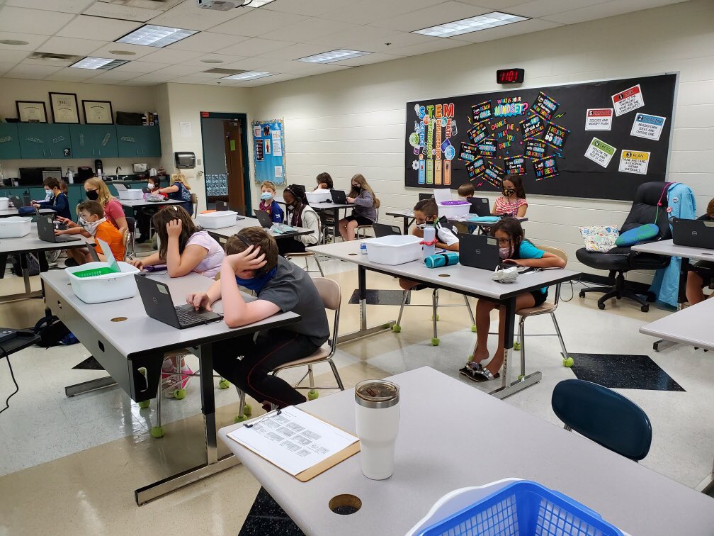 Tina Faust tweet media