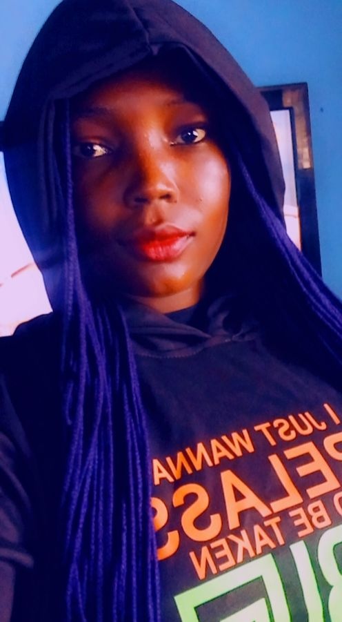OgehFrank's tweet photo. Felt bored so I decided to rock my #RelassMerch .... @real_mercyeke @mnm_luxury I LOVE THIS HOODIE SO MUCH

Full pics drops soon #MercyEke #Bbnaija
This merch is awesome and nice and comfy and cool https://t.co/VVXEPaxsPf