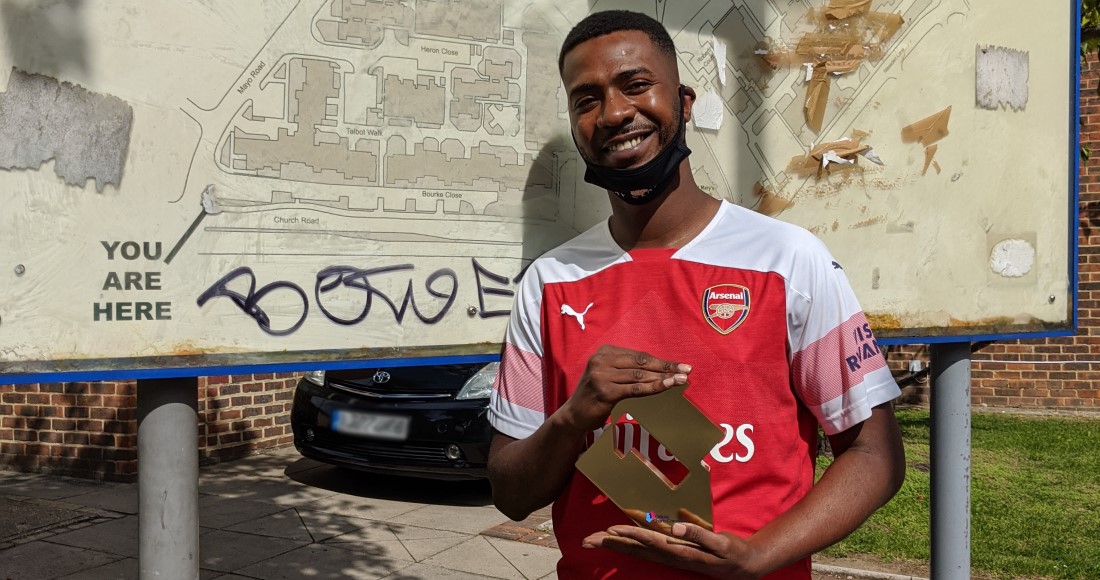 officialcharts's tweet photo. “Thanks to everyone that put me in this position” - @nines1ace lands his first Number 1 album with Crabs in a Bucket 🏆 https://t.co/vzvzReiENB https://t.co/KFrsGNCBPN