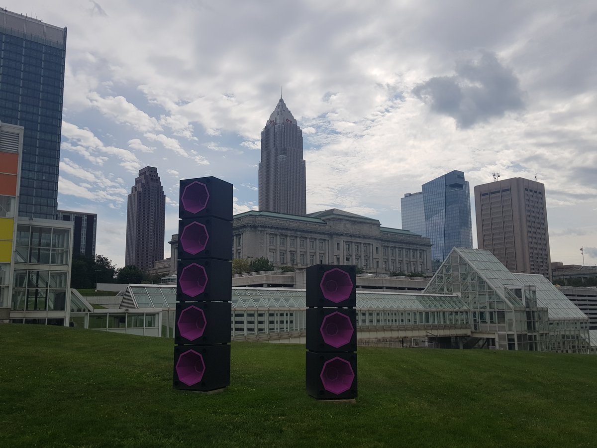 19/09/04Cleveland to Gaffney Picked up my rental from ‘Steve’ and his baseball loving colleague and left Cleveland. A city I’d love to spend more time in. Drove south until I couldn’t anymore. Ended up in Gaffney SC.  #MLB  #DiamondsOnCanvas  #AndyBrown
