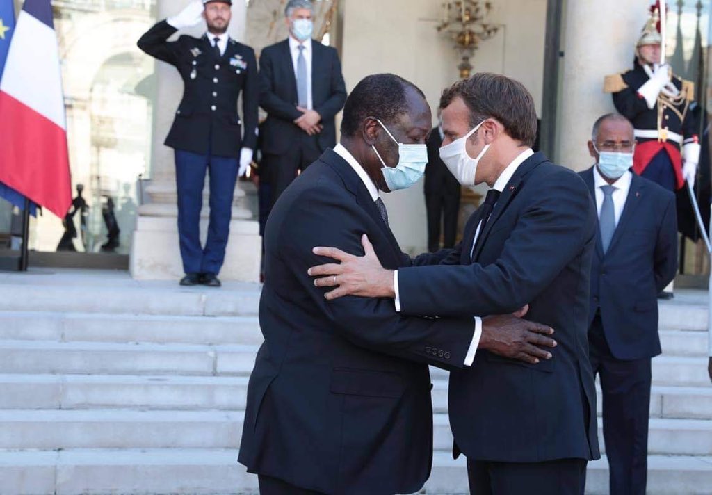 ADORhDpCiv's tweet photo. Rencontre d’échange fraternelle entre le président @AOuattara_PRCI et son homologue français @EmmanuelMacron Ce vendredi 4 septembre 2020.
#RestonsConcentrer 
#ADO2020🇨🇮 https://t.co/pxK9LecIK5