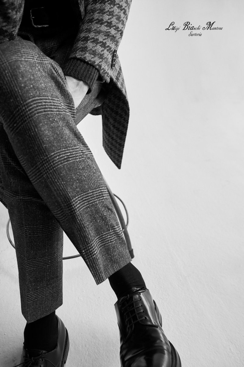 LubiamOfficial's tweet photo. Fall Winter 20 is here!
Buckle up for another season of sartorial fun.

#LuigiBianchiMantova #luigibianchimantovasartoria #fw20 #newcollection #newseason #thegentlemanattitude #sartorialfun https://t.co/TTlAeh4kTl