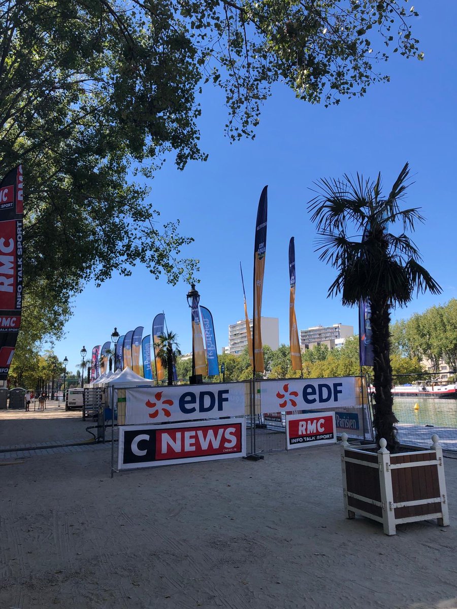 FFNatation's tweet photo. Le bassin de la Villette se prépare pour accueillir l’étape de l’#EDFaquachallenge paris.
🎥 Les courses seront à suivre en direct sur la page Facebook de la #ffnatation
Samedi 17h00 👉 5km
Dimanche 9h00 👉 1,250km
Dimanche 14h00 👉 2,5km
#eaulibre #Paris https://t.co/UndZgrNXlQ