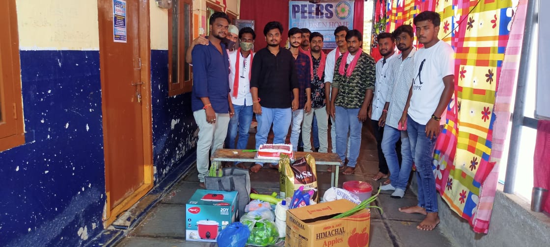 on the occasion of Janasenani  @Pawankalyan birthday, Janasainks donated some food items, Sanitizers and rice cooker to PEERS children home. #JanasevaJanasuraksha