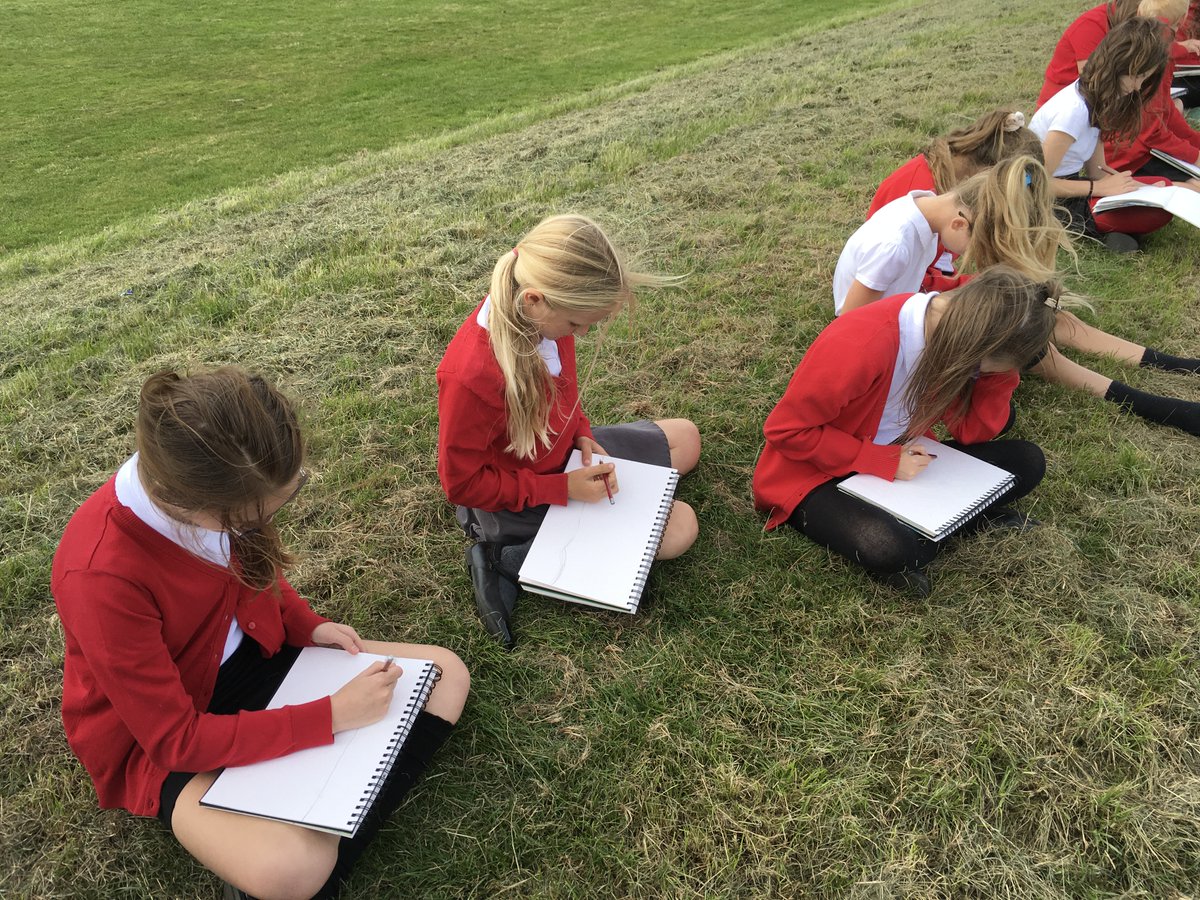 susantyson's tweet photo. @AlthorpeKeadby This afternoon Y6 visited the river bank and sketched the river before mixing different shades of water colours to represent the river, bank and trees. https://t.co/fMQNyLgIVn