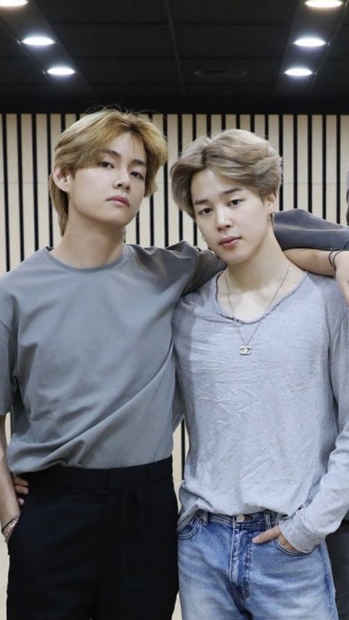 yasra_e's tweet photo. Vmin Day 🥺💜🐯🐥 
Oh yes, i'm in! 
#Happy95Day
#95zday
#HappyVMINday
#구오즈는사랑입니다 https://t.co/iXyhaFmq8G