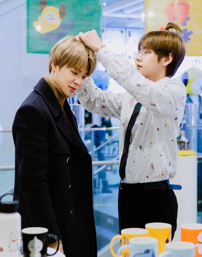 yasra_e's tweet photo. Vmin Day 🥺💜🐯🐥 
Oh yes, i'm in! 
#Happy95Day
#95zday
#HappyVMINday
#구오즈는사랑입니다 https://t.co/iXyhaFmq8G