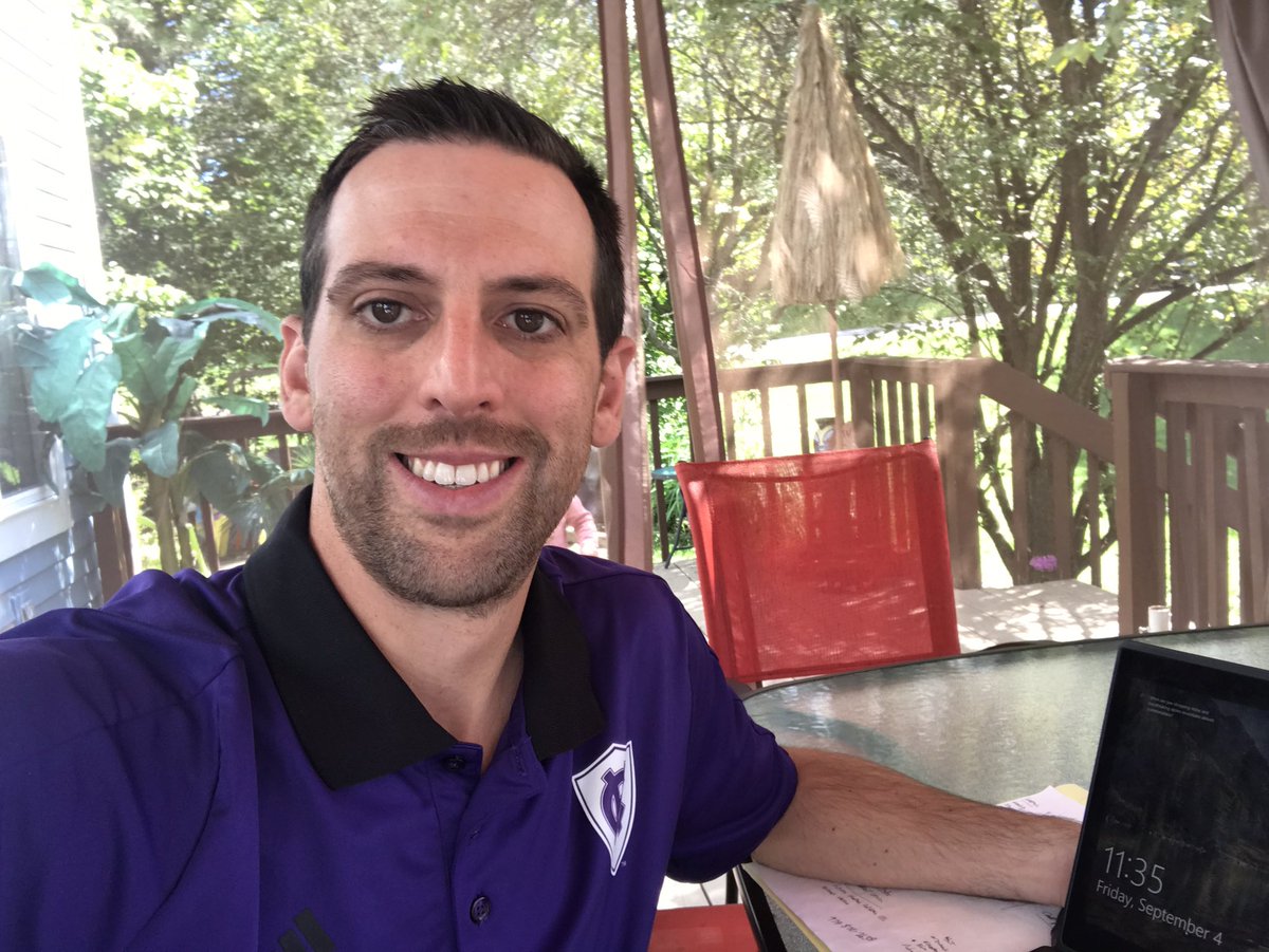 EdKahovec's tweet photo. Outdoor office today. Have a great Labor Day Weekend!
#PurpleFriday #HCTogether https://t.co/RTJwwOXANN