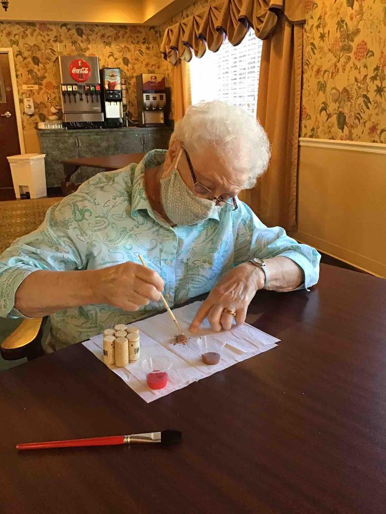 WhiteOakHC's tweet photo. #FallCrafting
Whodrankallthatwine!!!
Wine Cork Apple Craft https://t.co/0iB4nsWwNr