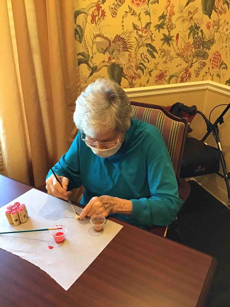 WhiteOakHC's tweet photo. #FallCrafting
Whodrankallthatwine!!!
Wine Cork Apple Craft https://t.co/0iB4nsWwNr