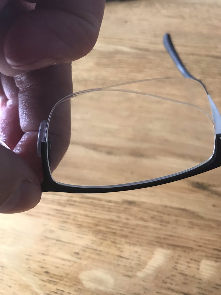 robbbbee's tweet photo. @VisionExpress hi a pair of my glasses keep popping out in the one side of the screen - can pop it back in then it goes again . Can you help please ? https://t.co/117n7JYY2D