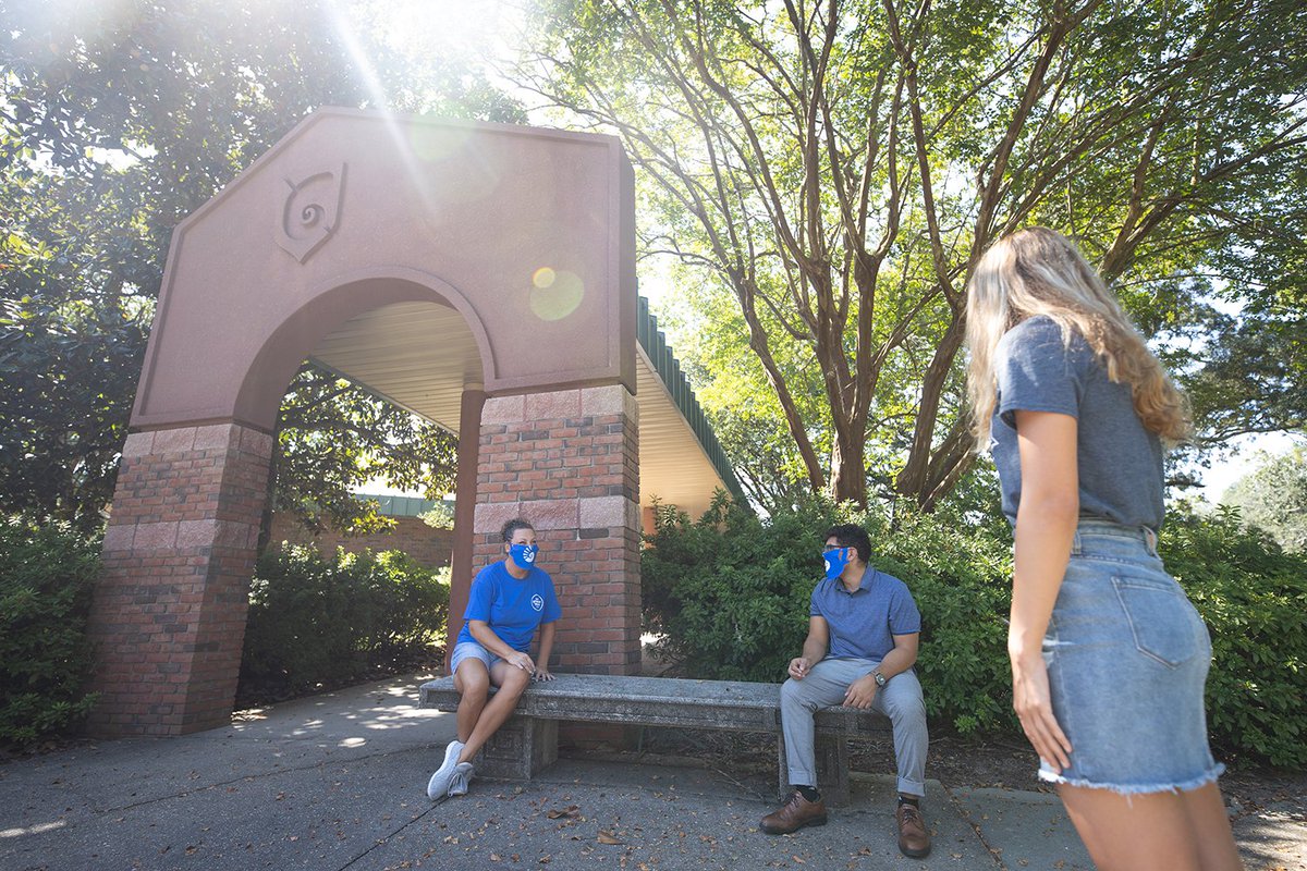 UWF's tweet photo. One way to safely hang out with your #ArgoSquad is by spending time outside! Fresh air is good for you and itβs easier to practice social distancing. π€οΈ https://t.co/jemke92IIJ