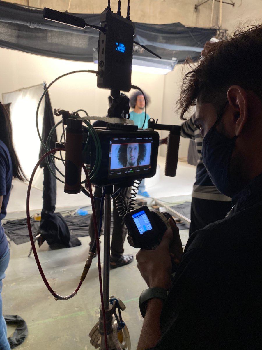 shivkhannaa's tweet photo. Glimpse from Recent TVC shoot for Hero Pleasure campaign. Cheers 🥂 https://t.co/XIJUQckI8C
