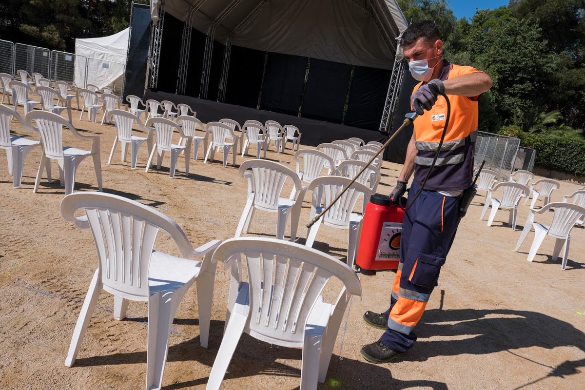 ajuntamentSPM's tweet photo. [NOTÍCIA] L'Ajuntament adapta els espais de la #FMSPM2020 a la pandèmia i estableix mesures de seguretat obligatòries per assistir als espectacles 

 #FMSPMSegura #CuidemnosSPM #CulturaSegura

👉🏾+ INFO https://t.co/w72pXajTLf https://t.co/DJit4lGhHp